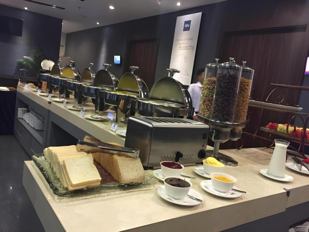 Indies Hotel בנדונג מראה חיצוני תמונה
