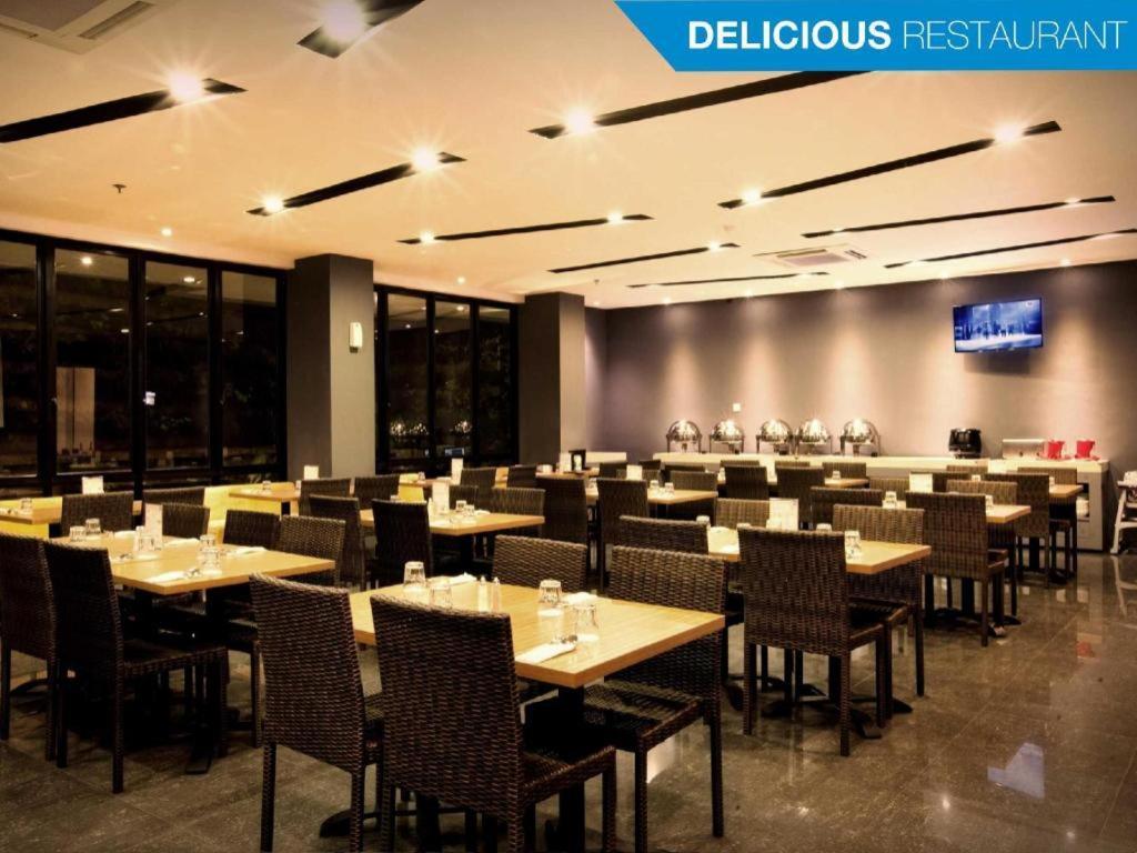 Indies Hotel בנדונג מראה חיצוני תמונה
