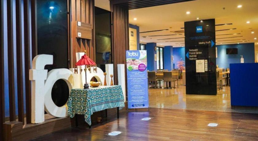 Indies Hotel בנדונג מראה חיצוני תמונה