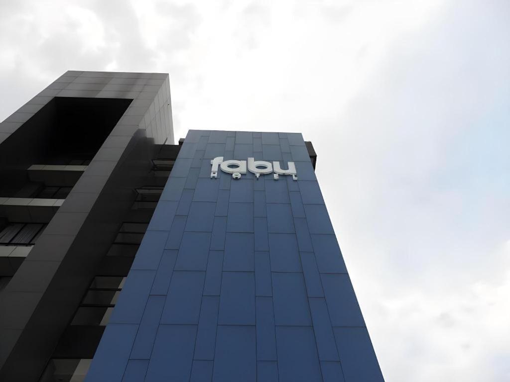 Indies Hotel בנדונג מראה חיצוני תמונה