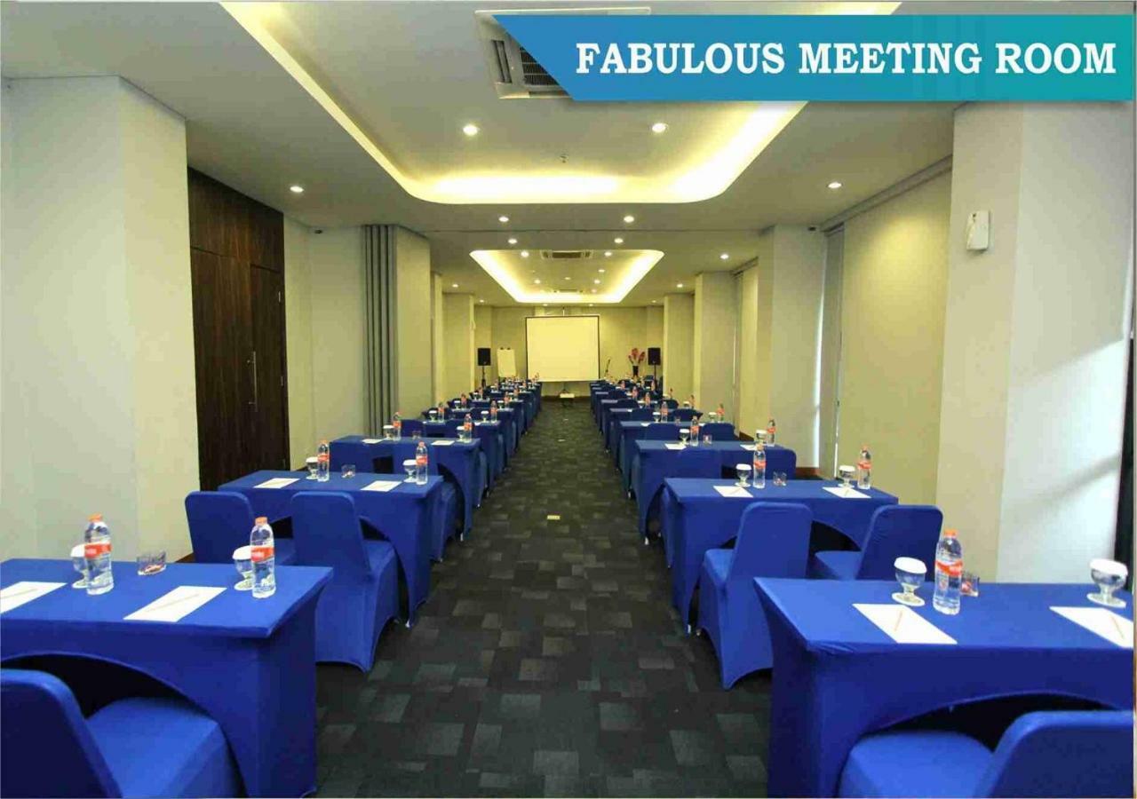 Indies Hotel בנדונג מראה חיצוני תמונה